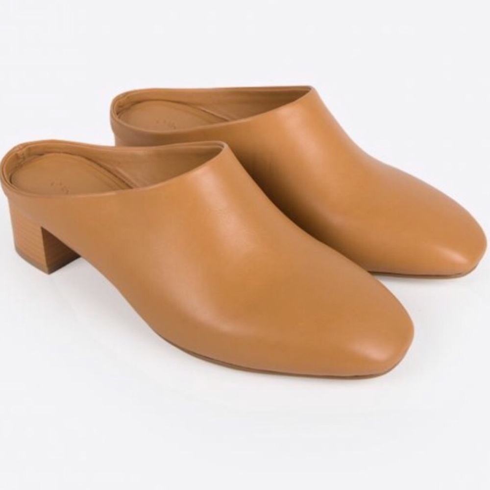 Oak and Fort Mules